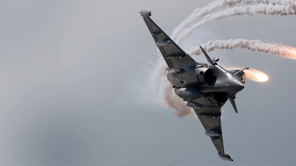Παρέλαση 25ης Μαρτίου: Με Rafale, Kiowa και αμερικανικά αεροσκάφη